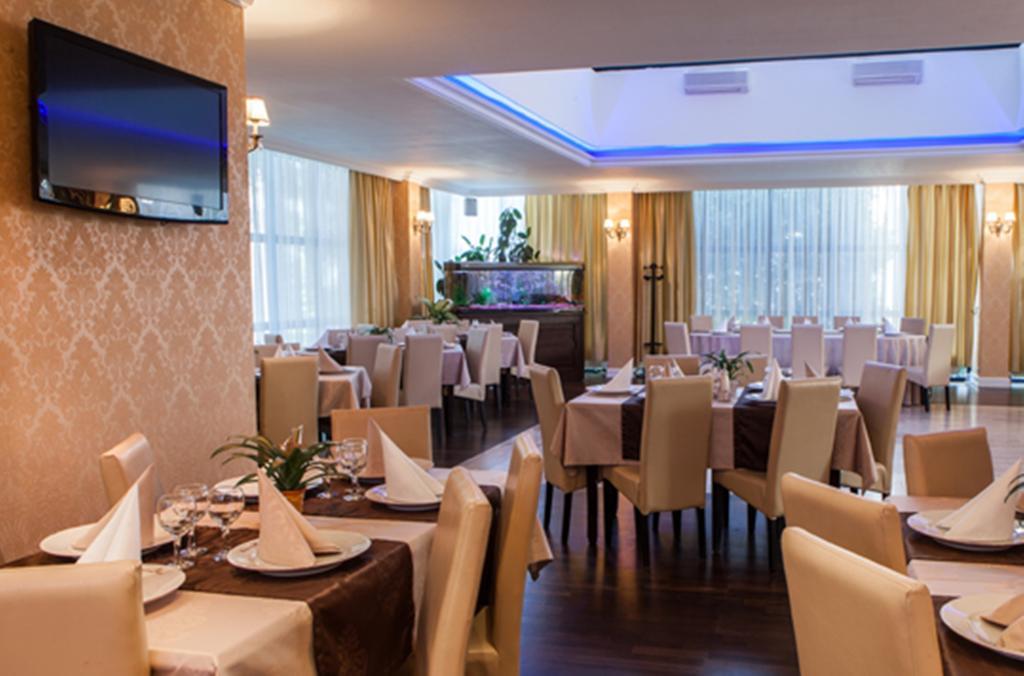 Hotel Rex Сигишоара Екстериор снимка